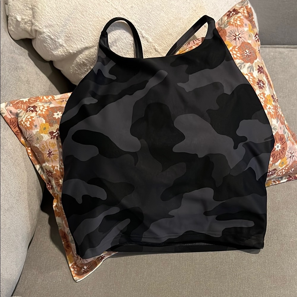 Camo Print high neck Sports Bra
